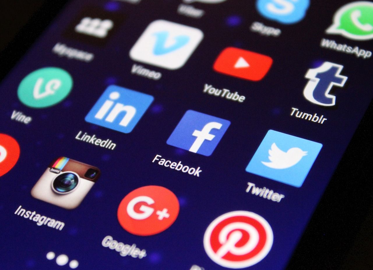 advertise on facebook